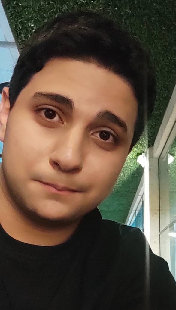 گفتگو با محمد صلواتی زاده ؛ قهرمان پیوستگی و دانش آموز برتر 1404