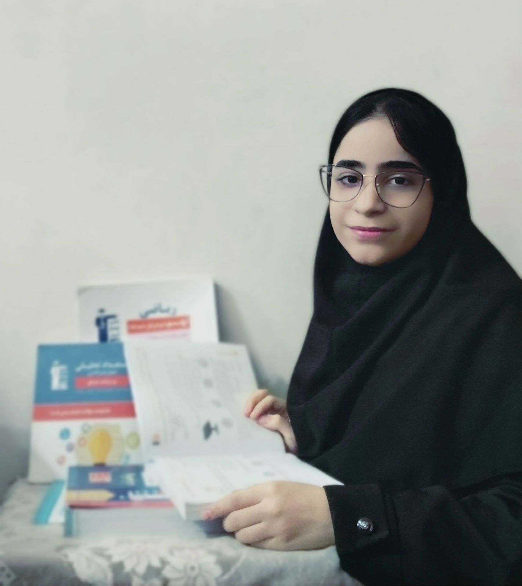 گفتگو با آذین آبروش ؛ عضو باشگاه هزارتایی 1404