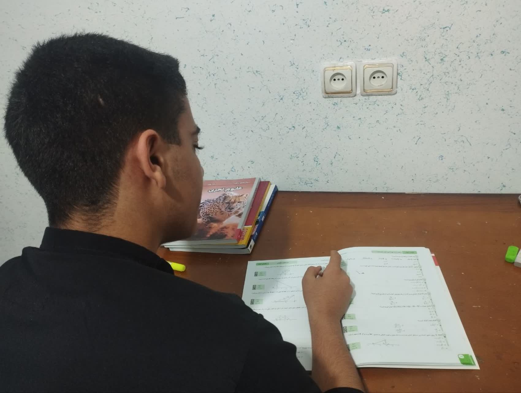 گفتگو با محمد امین خنجری عضو باشگاه پانصد تاییها از لنده