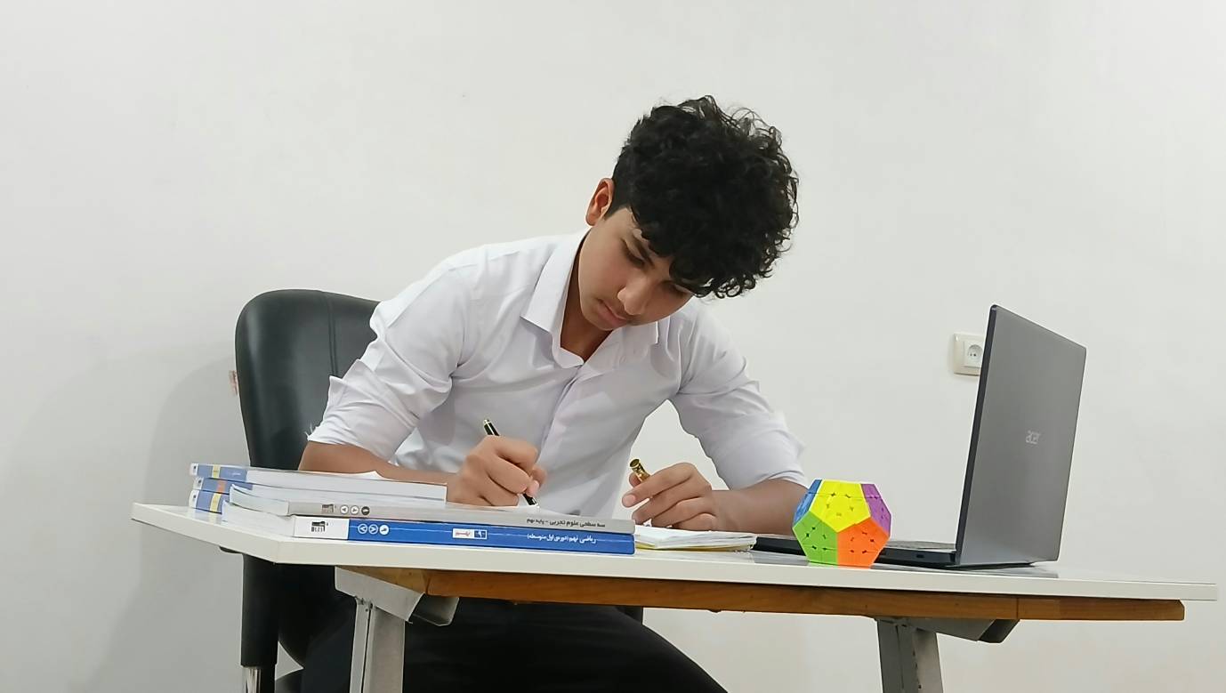 گفتگو با علی موسوی ده مراد قهرمان پاییز از شهرستان لنده