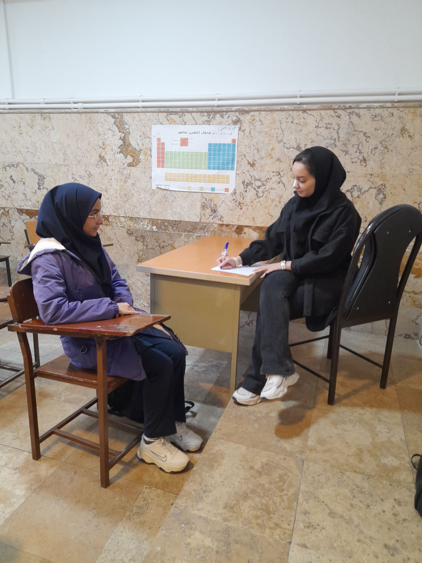 گفت و گو با مهشید کاظمی ،قهرمان پیشرفت یازدهم ریاضی از ساوه