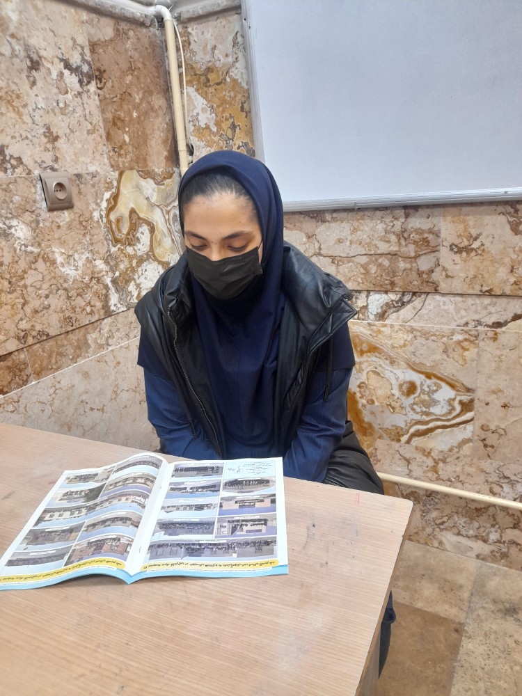 گفت و گو با عسل حمیدی قهرمان پائیز یازدهم تجربی از ساوه