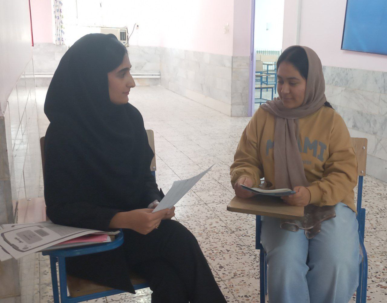 گفت و گو با ساینا محزون دوازدهم تجربی و قهرمان تابستان