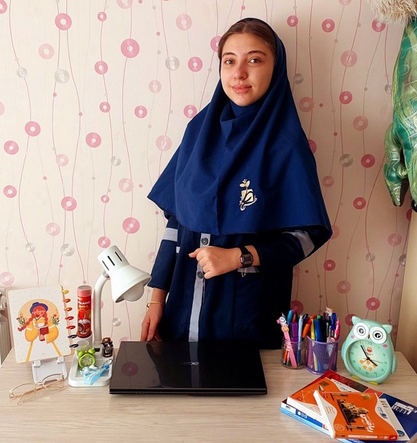 گفت‌وگو با نگین جبارزاده محله قبولی در تیزهوشان نهم از خوی