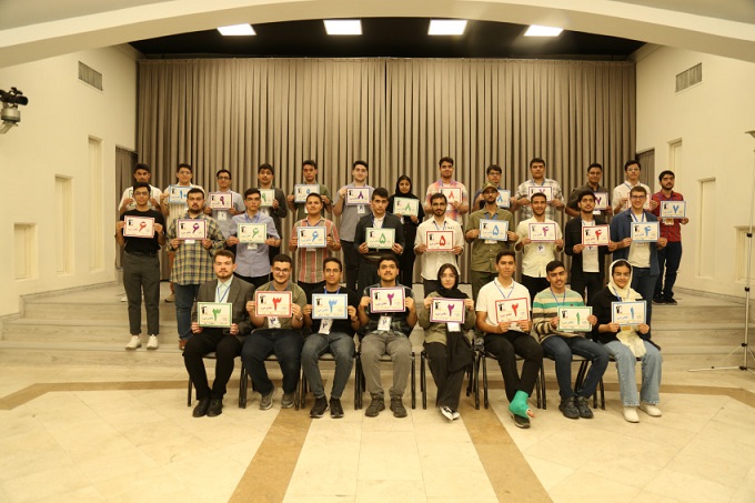 گفت‌وگوی کاظم قلم‌چی با کیارش یاوری رتبه‌ی 3 منطقه‌ی 3 تجربی 1403