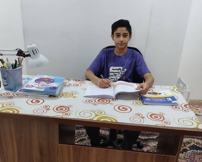 گفتگو با امیر کسری نادری؛ قبولی تیزهوشان ششم از آباده