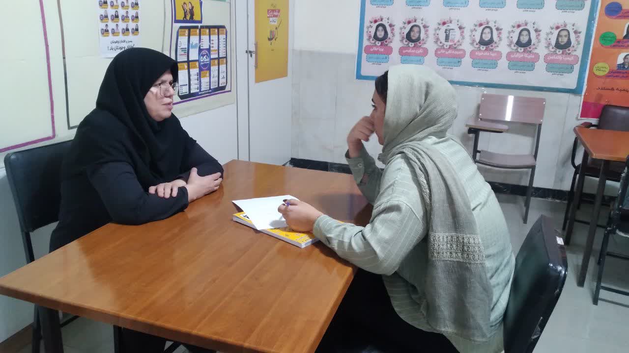 گفت وگو با عارفه غلامی پذیرفته شده رشته حسابداری دانشکده نجف آباد