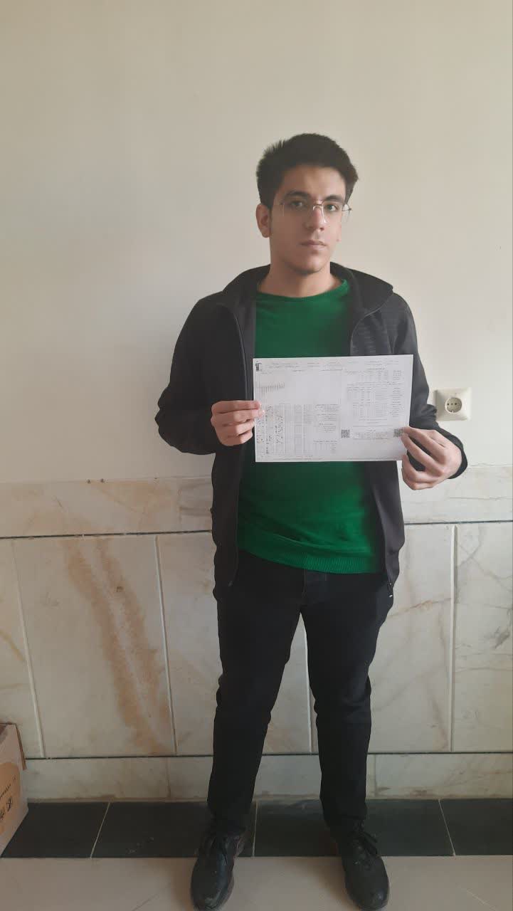 باور دارم موفقیت یعنی شناخت ضعفها؛ گفتوگو با امیرمهدی مظاهری