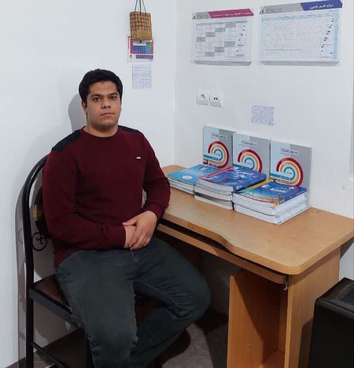 گفتگو با ابوالفضل محمدی:قهرمان پیوستگی دوازدهم تجربی