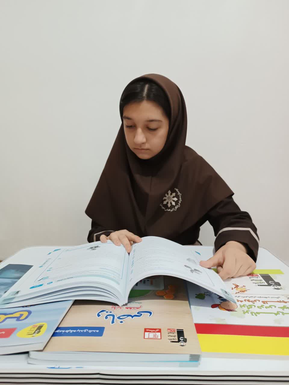 گفت و گو با یسرا علی پور:از قهرمانان پیشرفت پایه هفتم