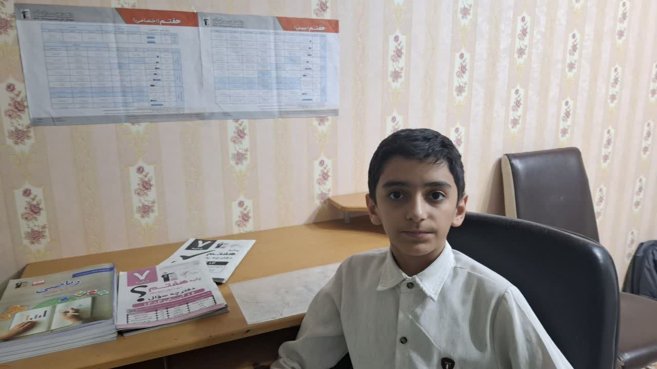 گفت و گو با عبداله خلیلی بندلی:قهرمان پیشرفت پایه هفتم