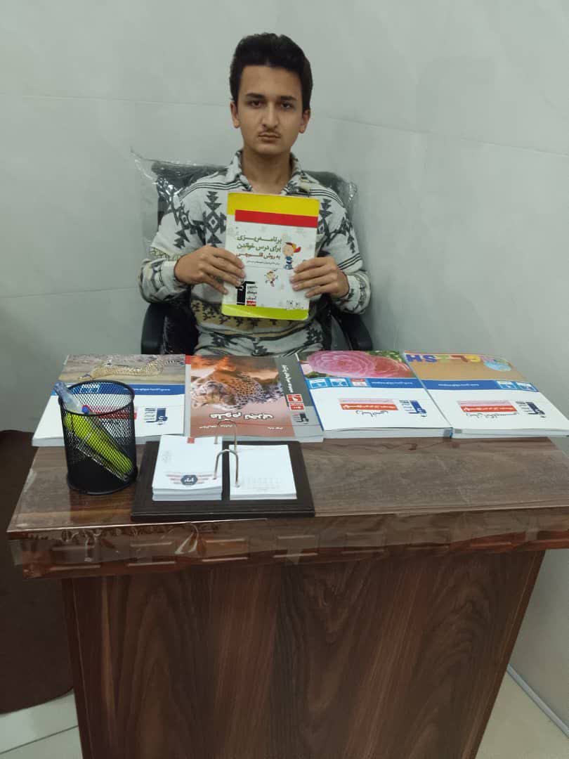 گفت و گو با سینا حسن نژاد:قهرمان پیشرفت پایه نهم