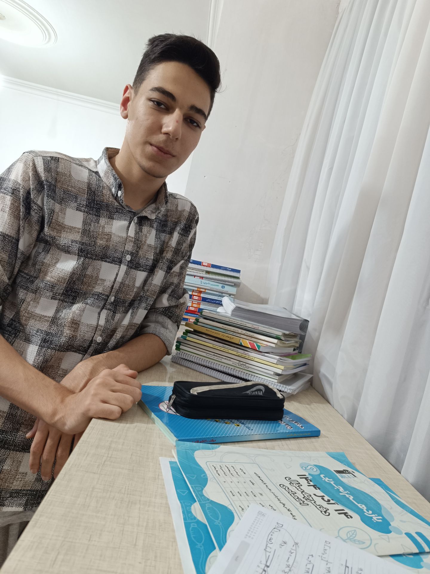 گفت و گو با نیما قنبری از قهرمانان پیوستگی یازدهم تجربی