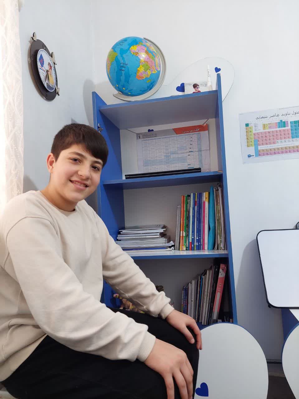 گفت و گو با سید مهدی منصوری: قهرمان پیشرفت پایه هفتم