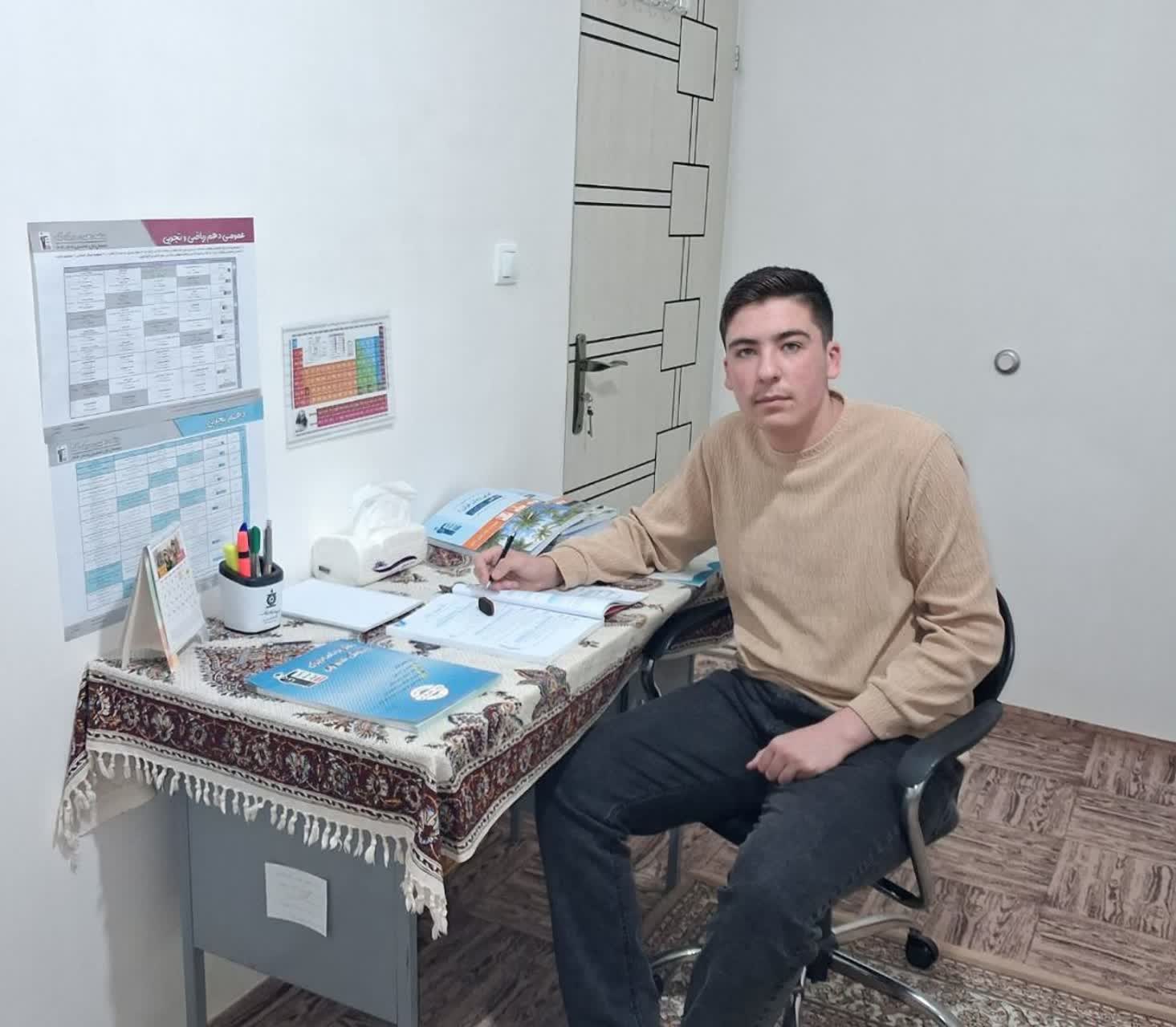 گفت و گو با حسن علیزاده: قهرمان پیوستگی دهم تجربی