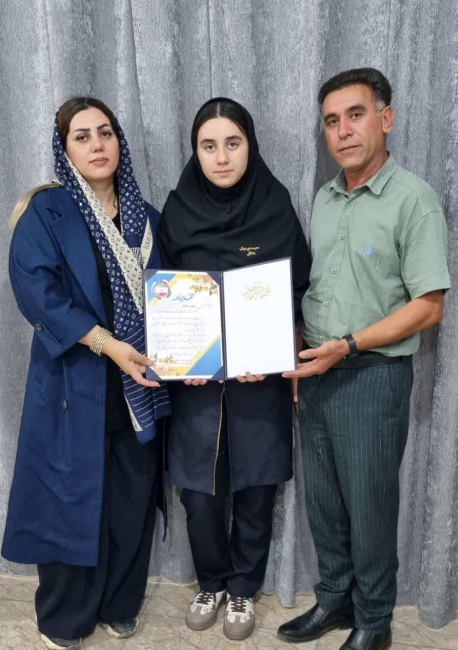 گفت و گو با ستایش جوام؛ قبولی تیزهوشان پایه نهم