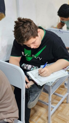 مصاحبه دانش اموزسپهر حلاجی خسروشاه هفتم از تبریز