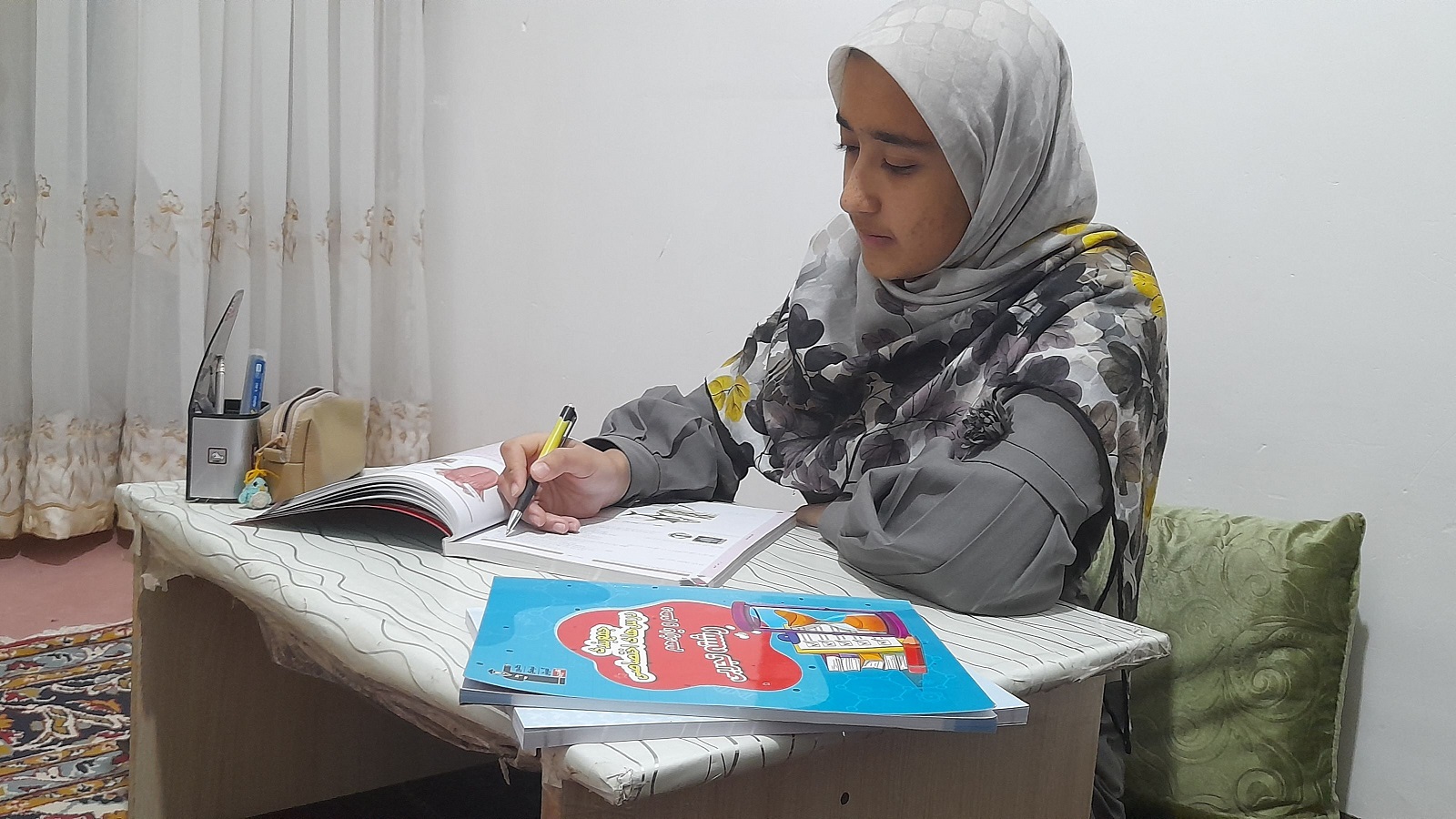 گفت و گو با زهرا نخعی عضو باشگاه هزار تائی‌ها از کاشمر