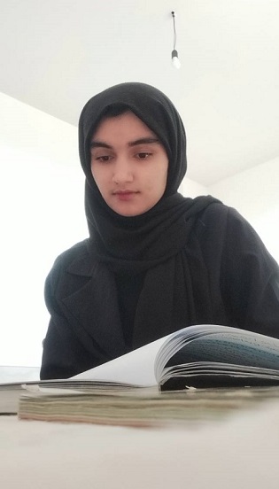 گفت و گو با نفیسه کوثری نیا قهرمان پیوستگی(2سال کانونی)دهم انسانی