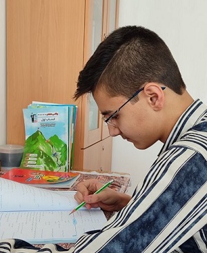 گفت و گو با سیناشیخ عبداله زاده؛ قهرمان پیوستگی پایه هشتم