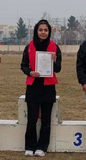 گفتوگو با مطهره اخلاقی؛ قهرمان پیوستگی پایه دوازدهم تجربی