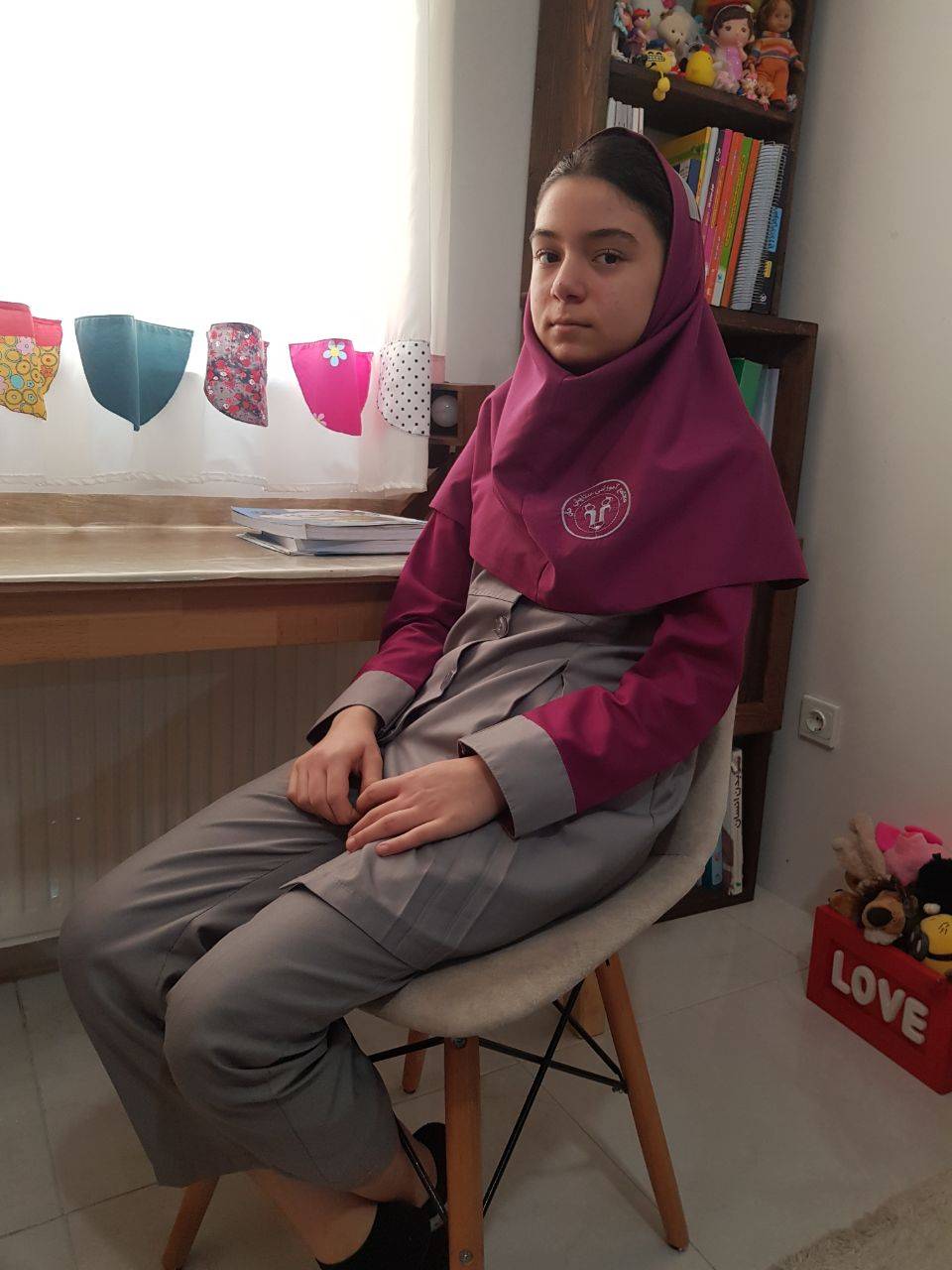 گفت و گو با عسل بابائی قبولی تیزهوشان ششم از اردبیل