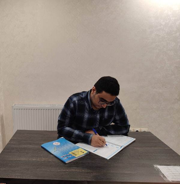 گفت و گو با نیما اسماعیلی دوازدهم تجربی با 1186 پاسخ صحیح