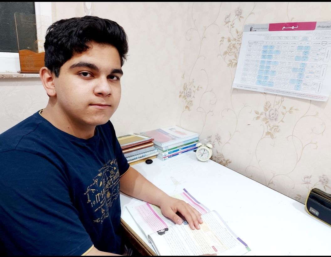 گفت و گو با امیرعطا اسودی پایه نهم عضو باشگاه پانصدتایی از اردبیل