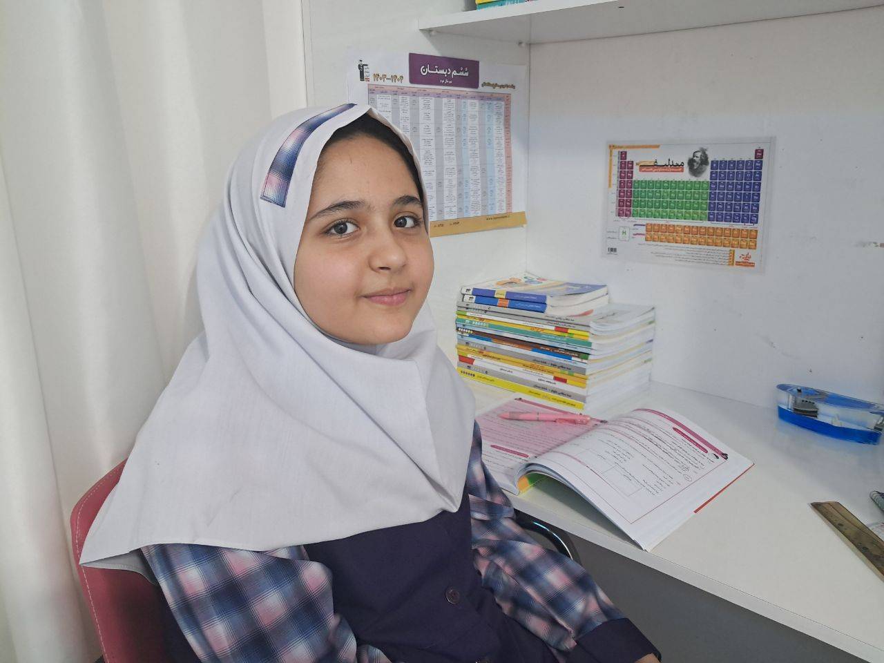 گفتگو با یسنا معارف خواه پایه ششم با 1289 پاسخ صحیح از اردبیل