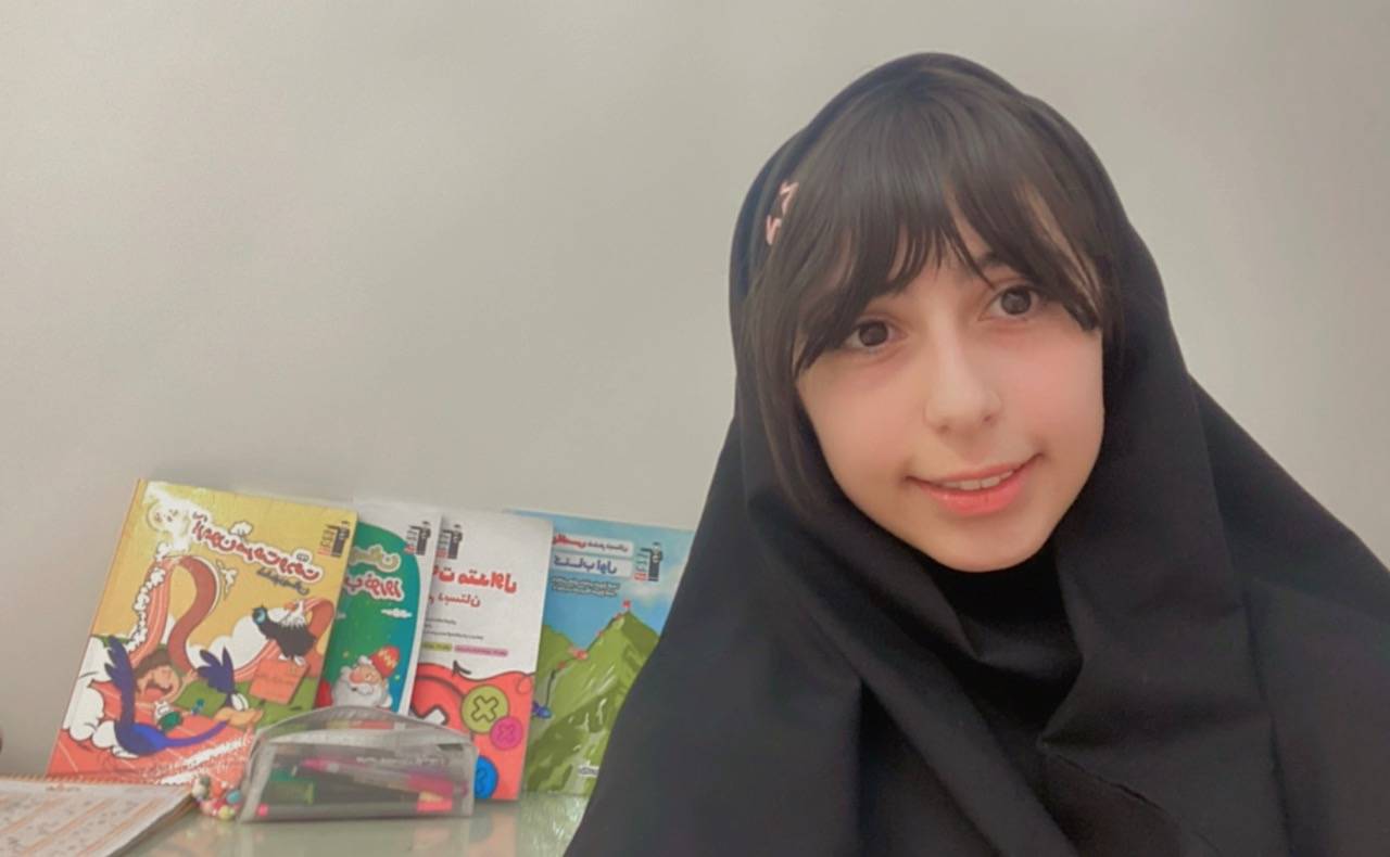 گفتگو با مارینا سیدصادقی پایه ششم با 1339 پاسخ صحیح از اردبیل