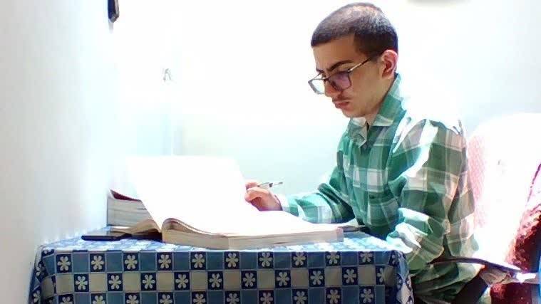 گفتگو با رضا دهقان دوازدهم ریاضی با 567 پاسخ صحیح از اردبیل