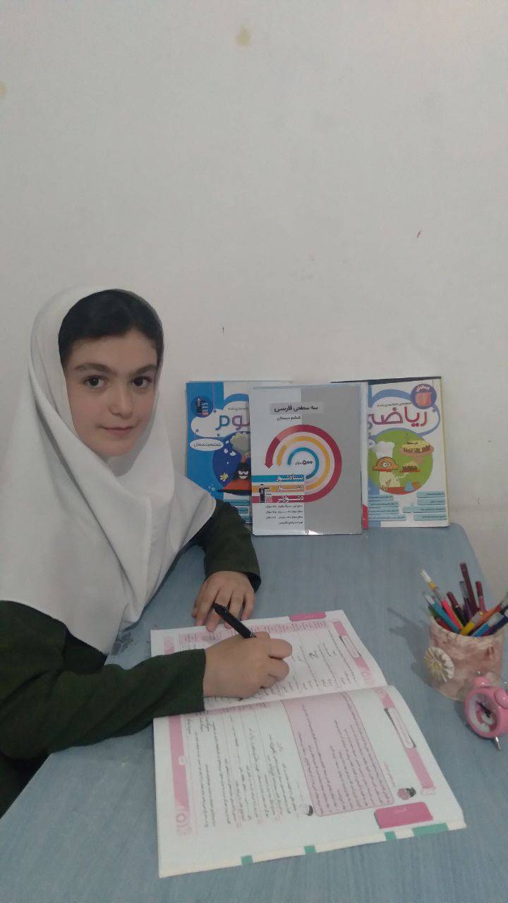 گفتگو با یسنا شاهی پایه ششم قبولی در آزمون تیزهوشان