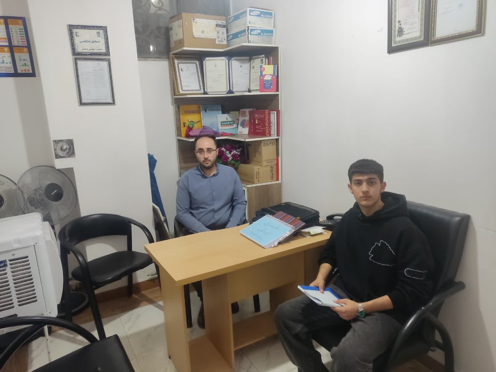 گفتگو با آراز جاجی کاظمی_ یازدهم تجربی_قهرمان500تایی _از میاندوآب