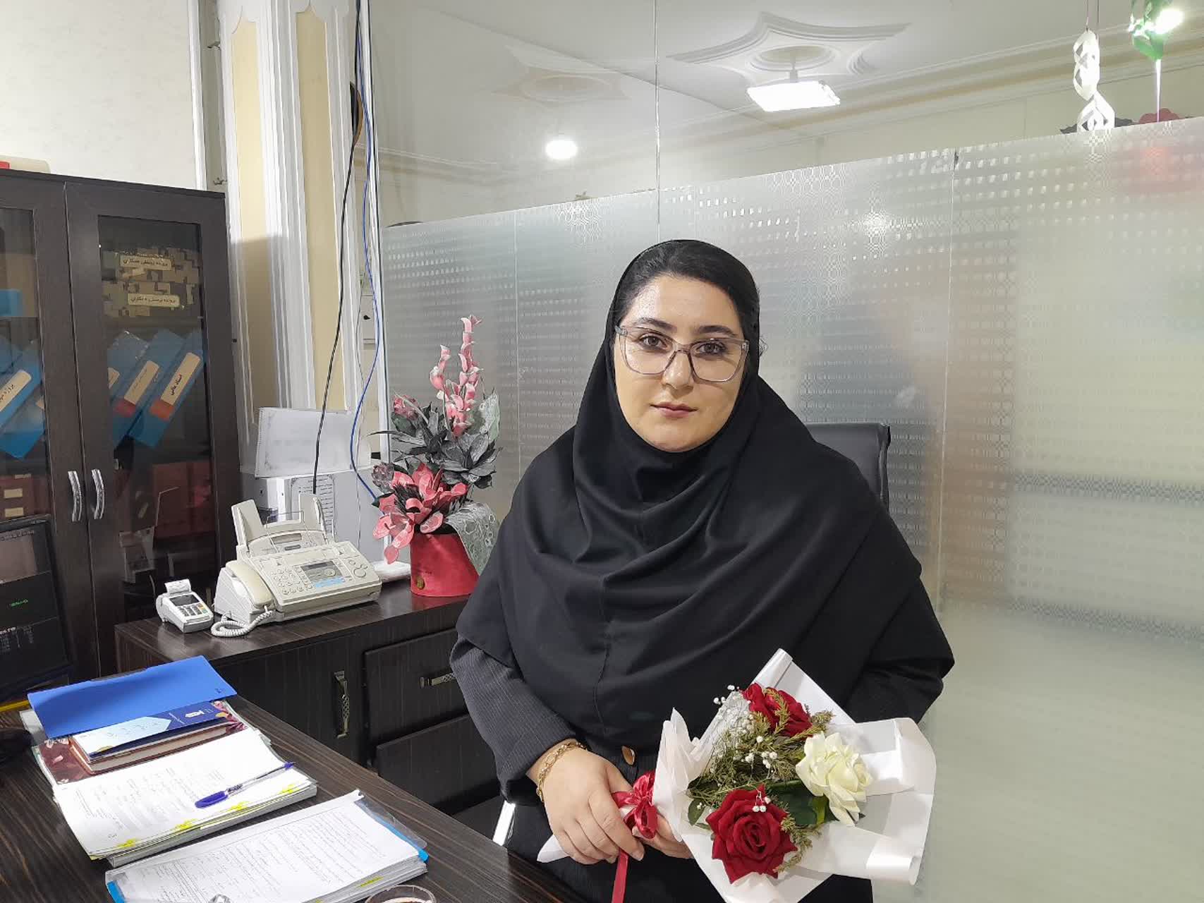 گفتگو با معصومه عبدالعلی زاده پشتیبان برترقهرمان پیشرفت درسی.