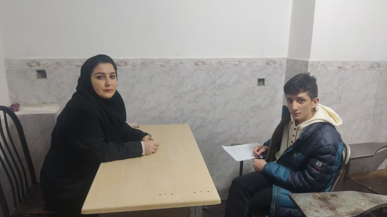 گفتگو با علی طالبی پایه هشتم باشگاه 500 تایی از میاندوآب