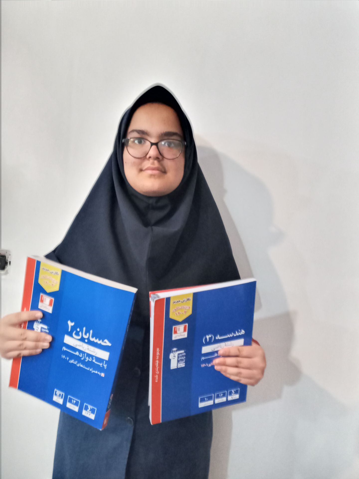 گفت و گو با اسرا غلامی عضو باشگاه 500تایی از شهر مرند