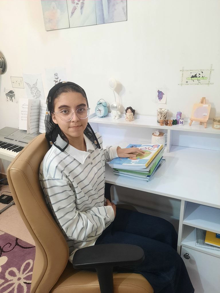 گفت و گو با هستی حضرتی پذیرفته شده تیزهوشان  از شهر مرند