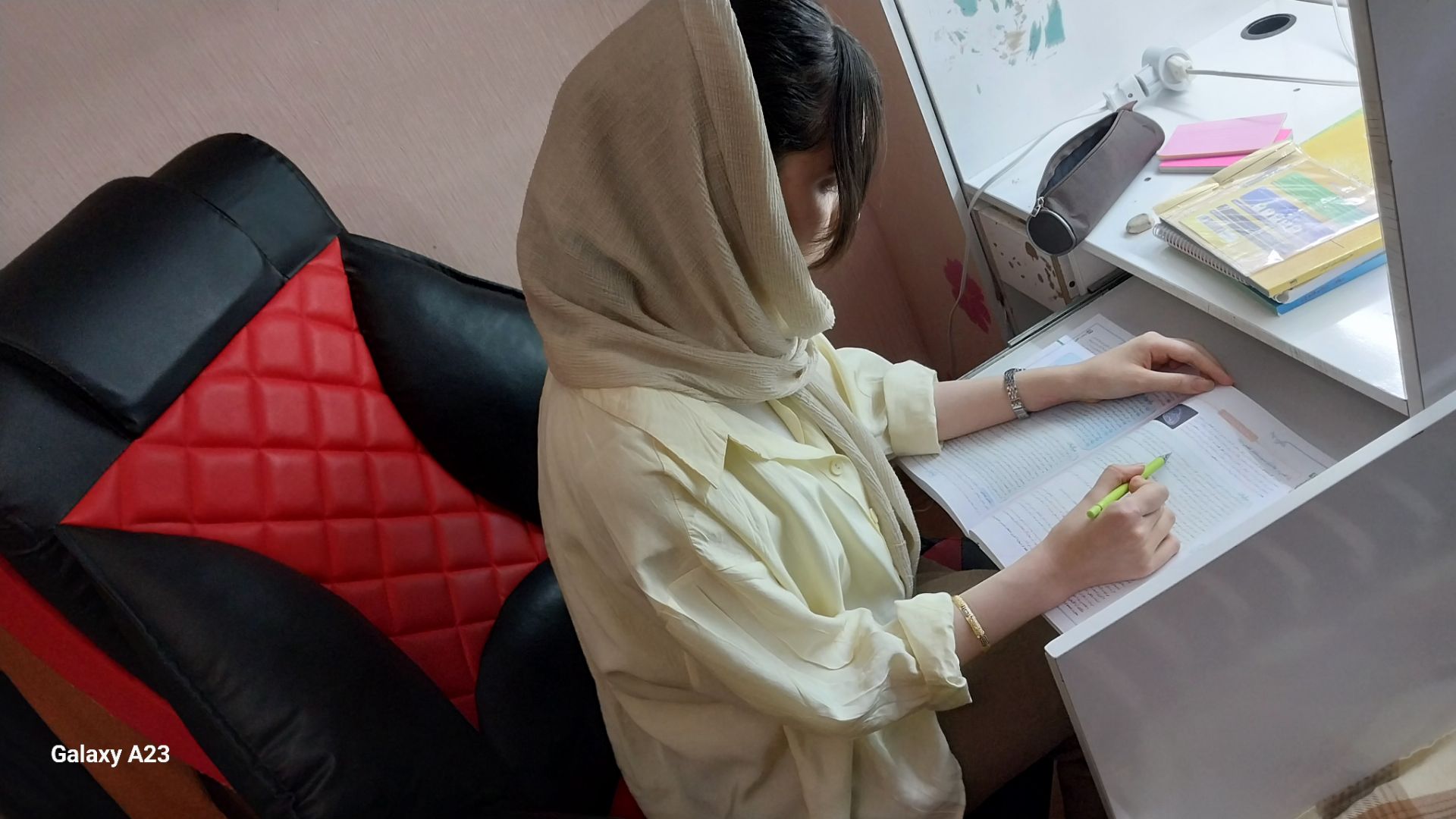 گفت و گو با خاطره اکبری عضو باشگاه 500تایی  از  شهر مرند