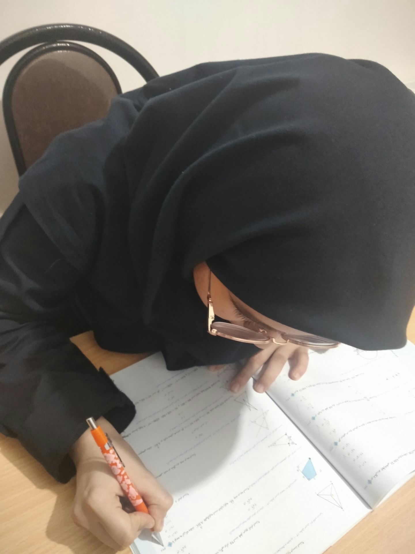 گفت و گو با شقایق مناف پور عضو باشگاه 500تایی از شهر مرند