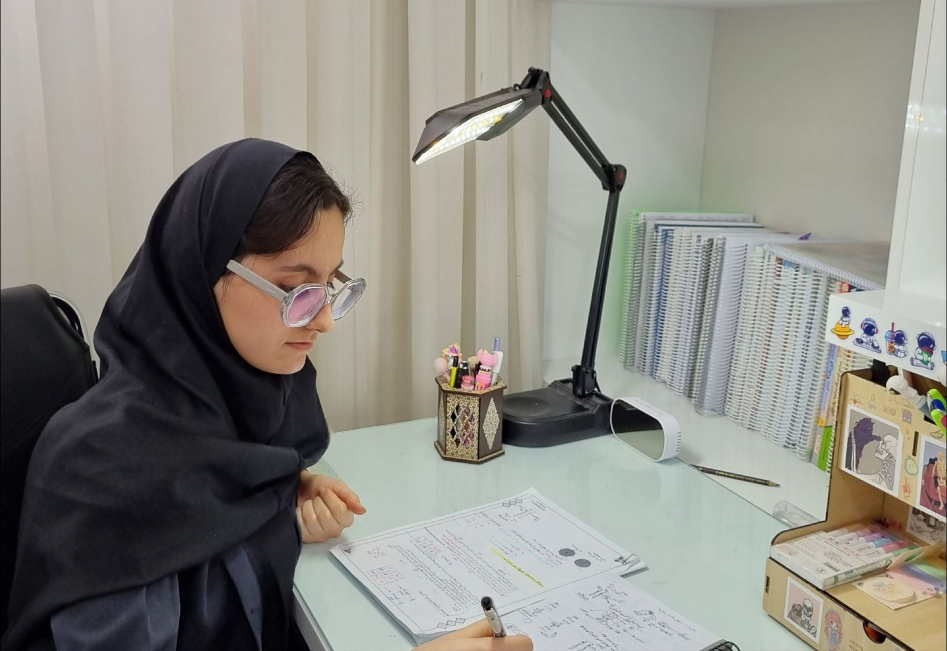 گفت و گو با آیلین لیلاسی عضو باشگاه 500تایی  از  شهر مرند