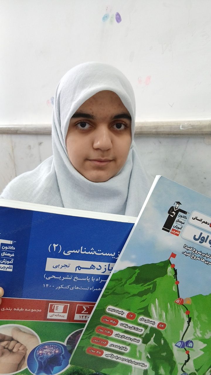 گفت و گو با هستی جباری عضو باشگاه 500تایی از شهر مرند