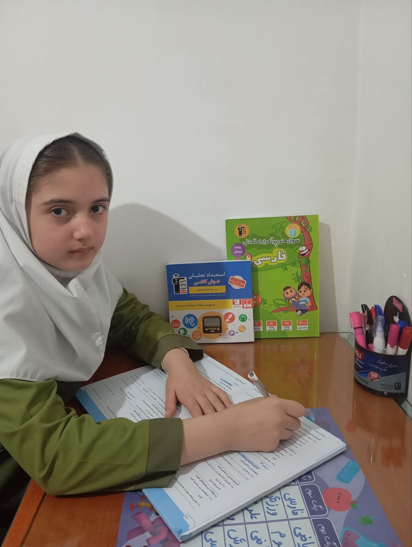 گفت و گو با فاطمه فرجام قهرمان پیشرفت از شهر مرند