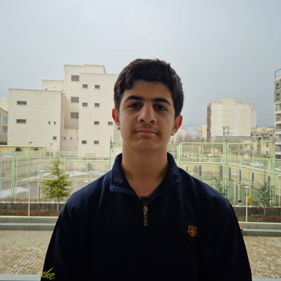 گفت و گو با سپنتا گودرزی دانش آموز پایه نهم از همدان