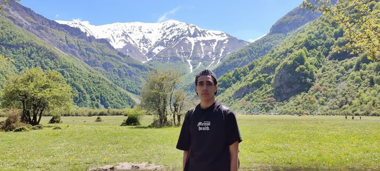 گفتگو با محمد امین مقدم؛ دوازدهم ریاضی قهرمان تابستان از رشت