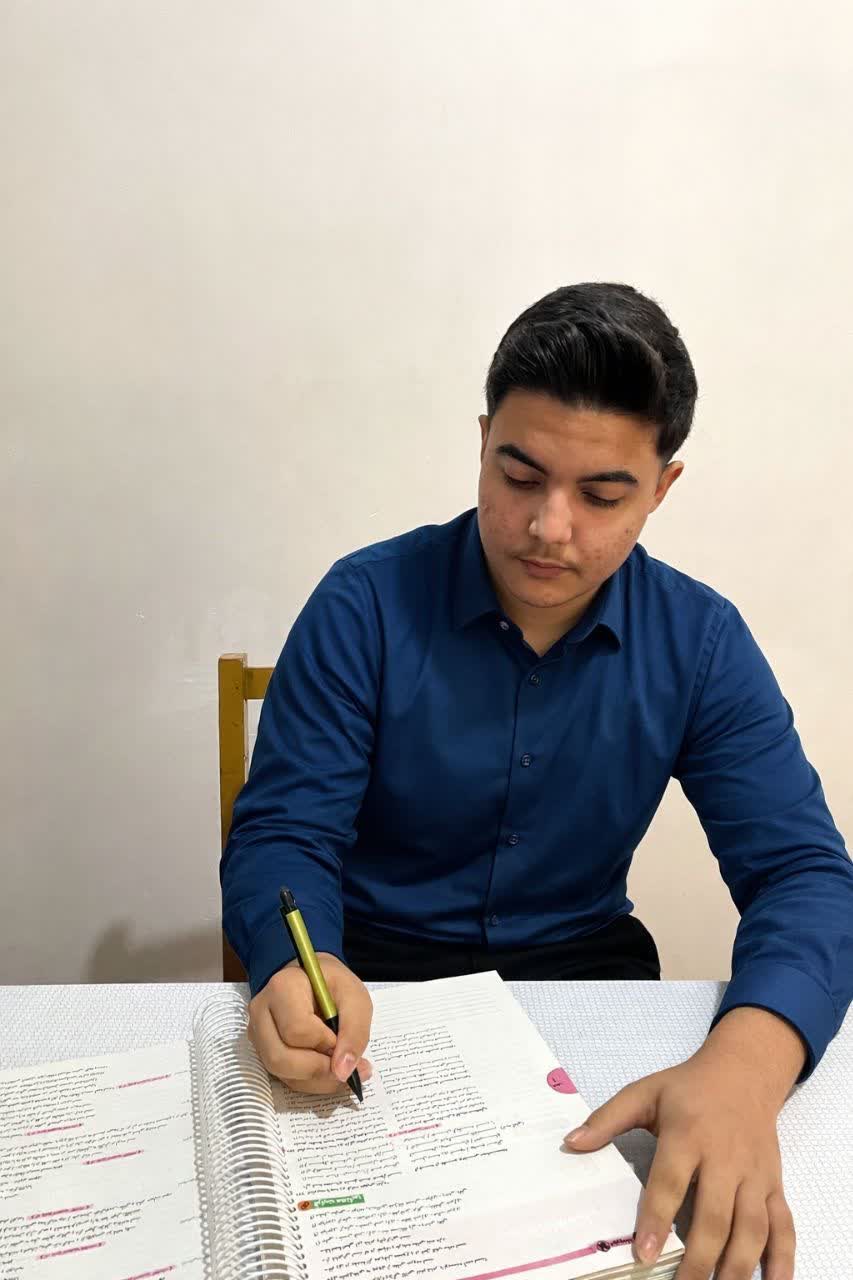 گفتگو با پارسا لطیفی؛ قهرمان پاییز از رشت