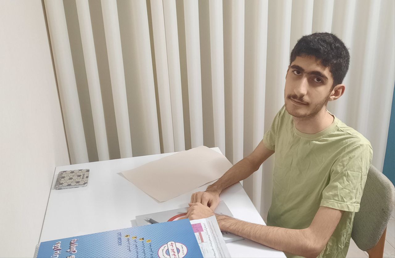 گفتگو با آراد عوض پور نوبیجاری؛ قهرمان پاییز از رشت