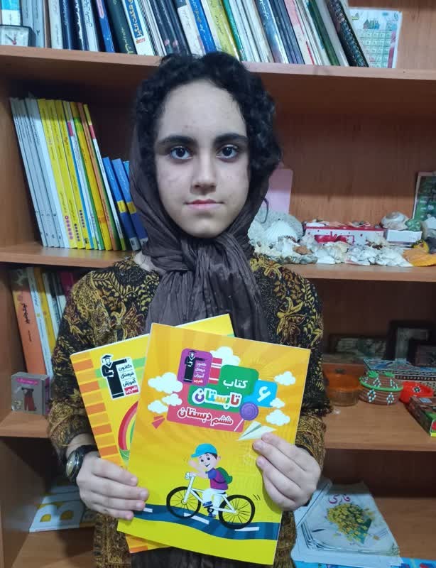 گفتوگو با آتوسا منصفی؛ دانش آموز برتر ششم