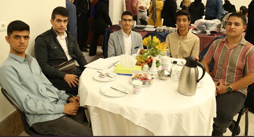 گفتگوی کاظم قلم‌چی با محمدامین دولت‌آبادی رتبه‌9 کشوری تجربی 1403