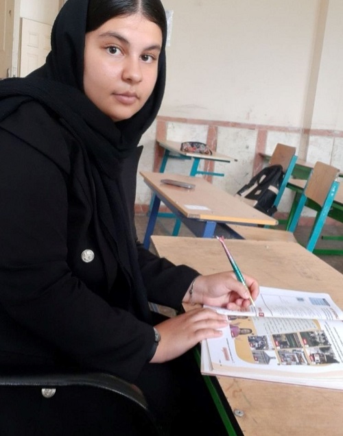 گفت‌وگو با نازنین زینب حیدرپور؛ عضو باشگاه پانصدتایی نهم