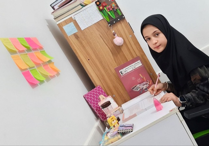 گفتوگو با آیناز محمدی؛ عضو باشگاه هزارتایی هفتم از هشترود